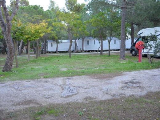 Parking for camping-cars