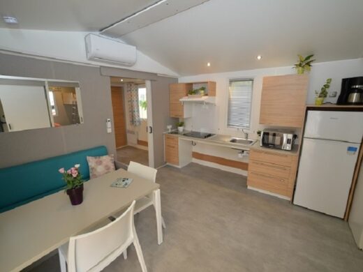 Mobile home for people with reduced mobility